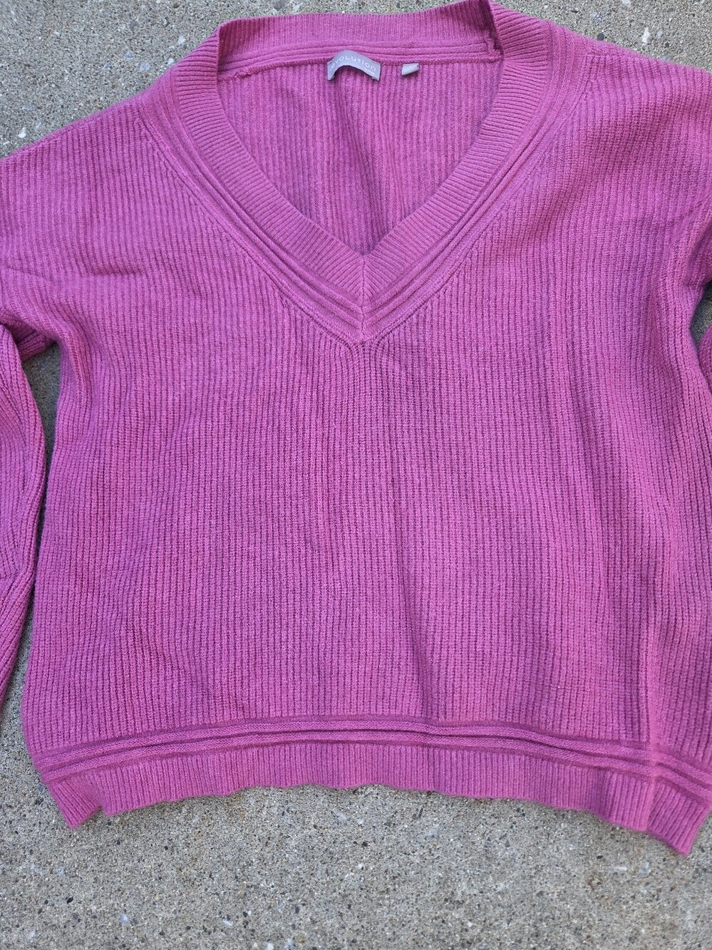 Evolution by Cyrus Magenta Ribbed V-Neck Sweater | Oversized L Stitch FixBeautif